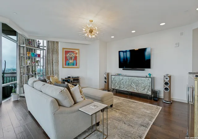 Homes for sale in San Antonio, TX | 4242 Broadway #1702, San Antonio, TX 78209 | MLS# 1961636