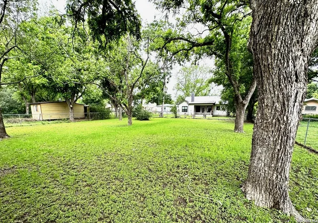 5th image of 809 Florence St, Castroville, TX 78009 | MLS# 1961642