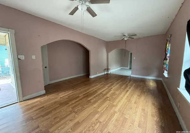 Photo 2 of Sale Pending at 3134 W Travis St, San Antonio, TX 78207 | MLS# 1961678 | Listing updated on 2026-05-18