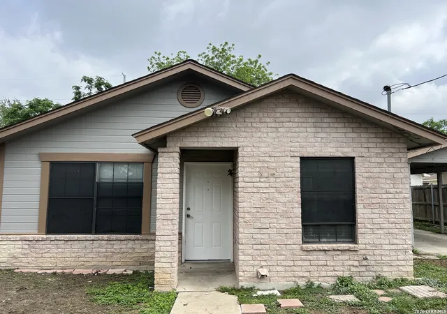 Homes for sale in San Antonio, TX | 2825 Morales St, San Antonio, TX 78207 | MLS# 1961682