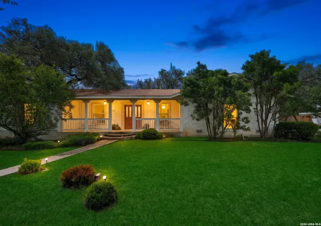 Photo 1 of Sale Pending at 112 Grand Oak, Hollywood Park, TX 78232 | MLS# 1961697 | Listing updated on 2026-05-17