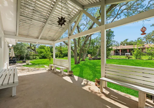 Photo 3 of Sale Pending at 112 Grand Oak, Hollywood Park, TX 78232 | MLS# 1961697 | Listing updated on 2026-05-17