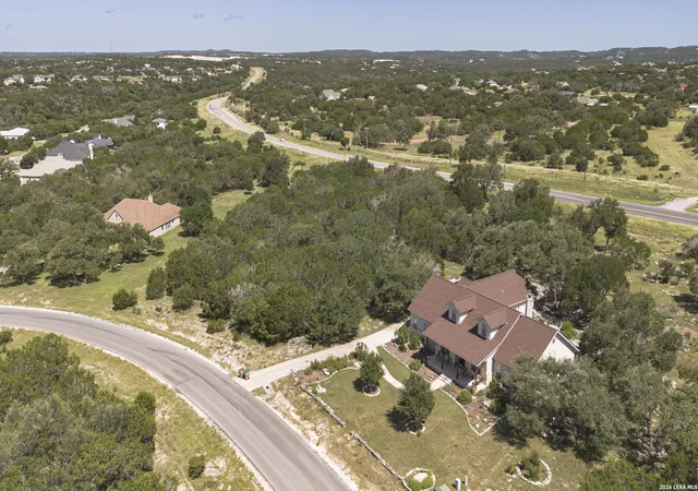 5th image of 129 Blackbird Dr, Spring Branch, TX 78070 | MLS# 1961701