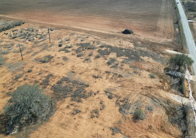Land for sale at 1591 County Road 422, Pleasanton, TX 78064 | MLS# 1961710
