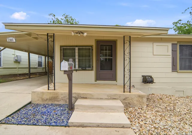 Homes for sale in San Antonio, TX | 2323 Hiawatha, San Antonio, TX 78210 | MLS# 1961764