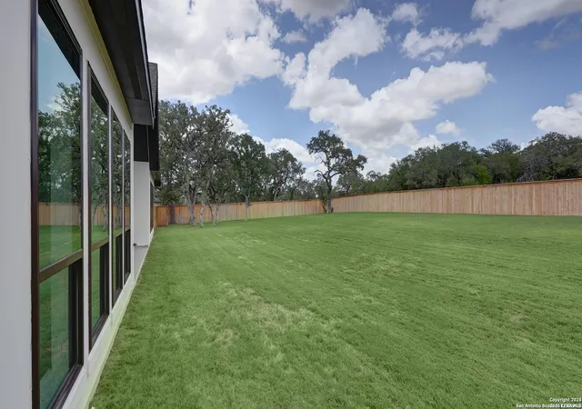 Photo 3 of Single family home for sale at 451 Falcon Cv, Castroville, TX 78009 | MLS# 1961785 | Listing updated on 2026-08-01