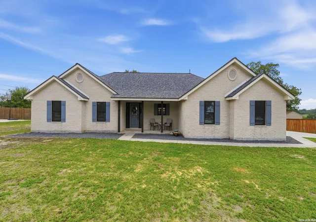Photo 1 of Sale Pending at 113 Miller Cv, La Vernia, TX 78121 | MLS# 1961800 | Listing updated on 2026-05-13