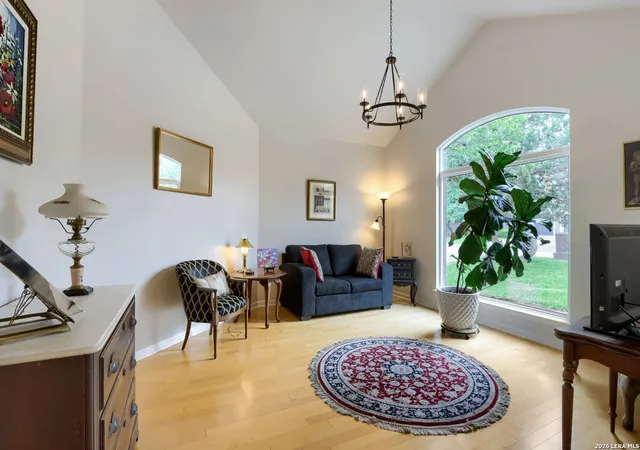 4th image of 15114 Grayoak Forest, San Antonio, TX 78248 | MLS# 1961869