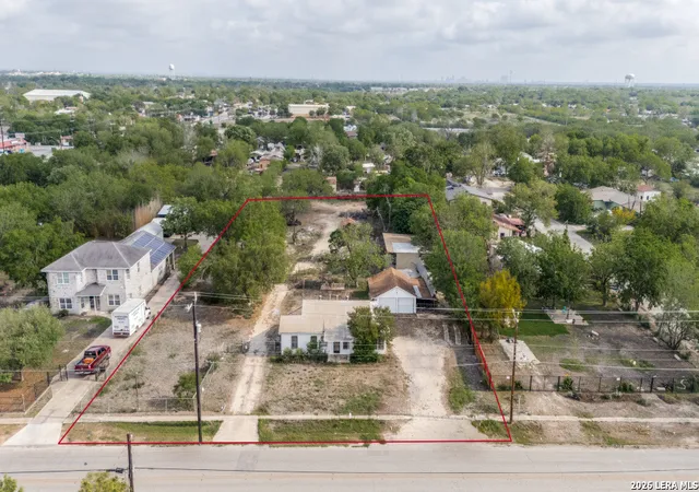 Photo 1 of Sale Pending at 513 Gillette Blvd, San Antonio, TX 78221 | MLS# 1961953 | Listing updated on 2026-05-12