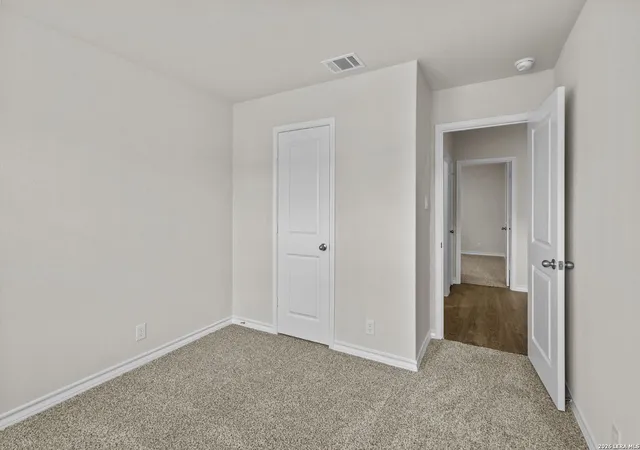 Photo 4 of Single family home for sale at 21137 Boulder Flats, San Antonio, TX 78266 | MLS# 1961978 | Listing updated on 2026-09-17