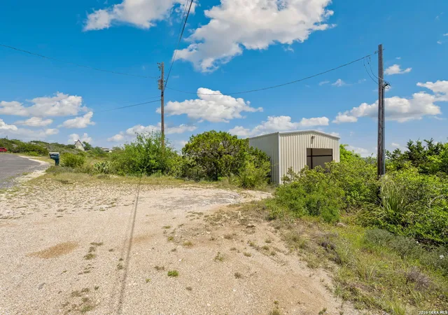 4th image of 519 County Road 270, Mico, TX 78056 | MLS# 1961989