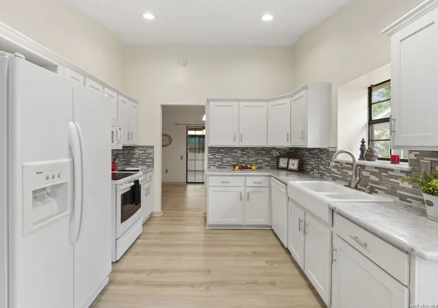 Photo 3 of Single family home for sale at 3632 Fox Run, Cibolo, TX 78108 | MLS# 1962016 | Listing updated on 2026-09-01