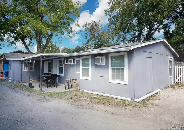 Photo 3 of Multi family home for sale at 148 Gifford St, San Antonio, TX 78211 | MLS# 1962032 | Listing updated on 2026-09-05