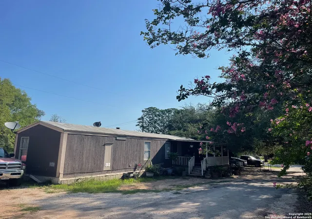 Photo 3 of Multi family home for sale at 128 Winship Rd, Pleasanton, TX 78064 | MLS# 1962034 | Listing updated on 2026-09-05