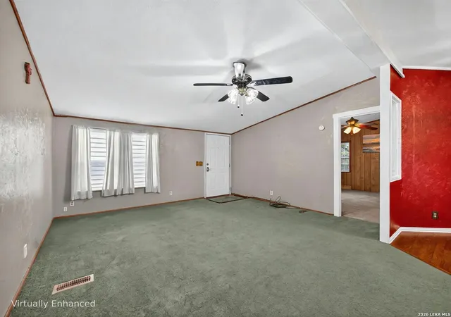 Photo 4 of Single family home for sale at 565 Qappuella Dr, Canyon Lake, TX 78133 | MLS# 1962126 | Listing updated on 2026-09-15