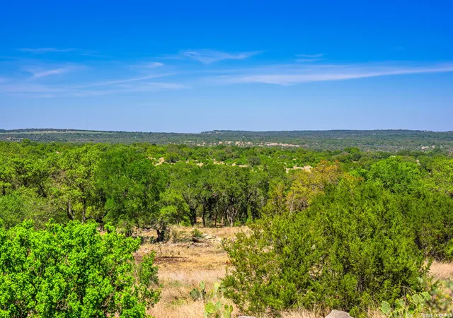 25th image of 853 Elm Ridge Rd, Fredericksburg, TX 78624 | MLS# 1962129
