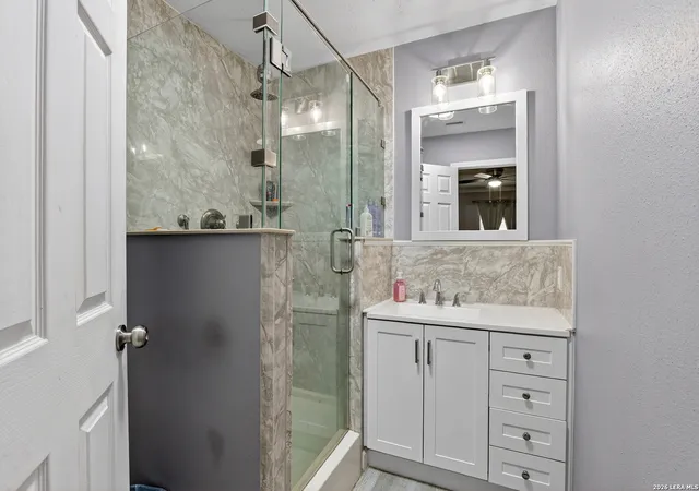 Photo 3 of Single family home for sale at 413 Georgia Ann Dr, Pleasanton, TX 78064 | MLS# 1962208 | Listing updated on 2026-06-25