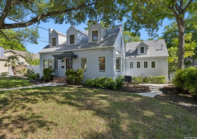 Homes for sale in Alamo Heights, TX | 120 Lamont Ave, Alamo Heights, TX 78209 | MLS# 1962216