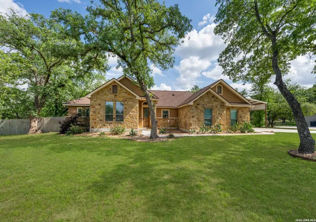 Photo 3 of Sale Pending at 149 Cibolo Ridge Dr, La Vernia, TX 78121 | MLS# 1962257 | Listing updated on 2026-09-14