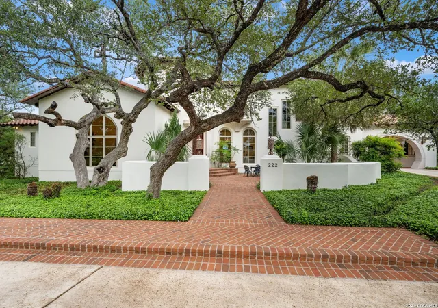 2nd image of 222 Farne Castle, Shavano Park, TX 78249 | MLS# 1962295