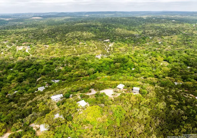 4th image of 19019 Lookout Mountain Trail, Helotes, TX 78023 | MLS# 1962315