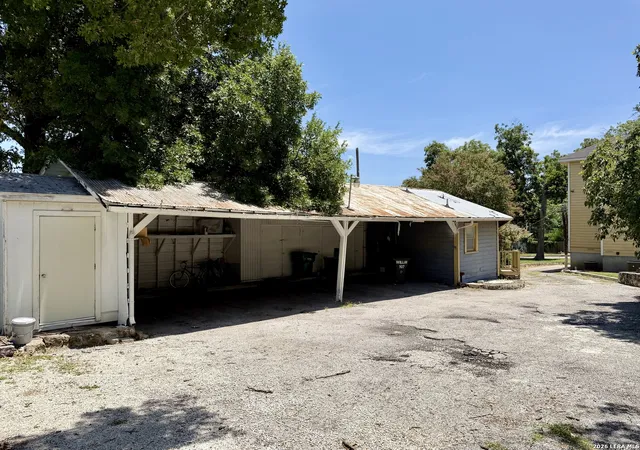 Photo 3 of Land for sale at 107 Willim, Alamo Heights, TX 78209 | MLS# 1962329 | Listing updated on 2026-09-13