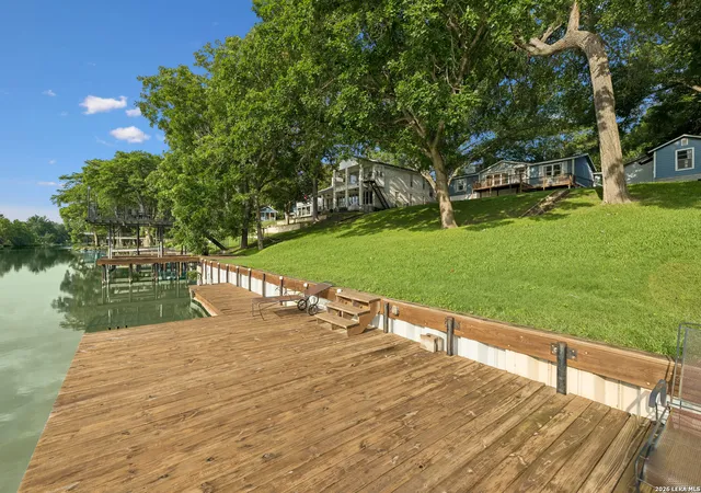 2nd image of 360 Shangrila Ln, New Braunfels, TX 78130 | MLS# 1962343
