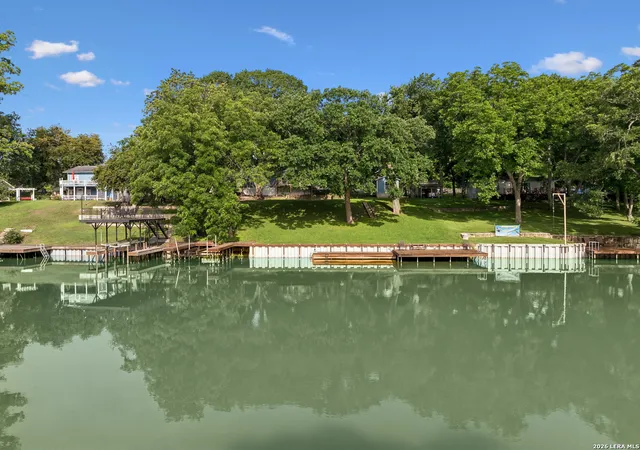 5th image of 360 Shangrila Ln, New Braunfels, TX 78130 | MLS# 1962343