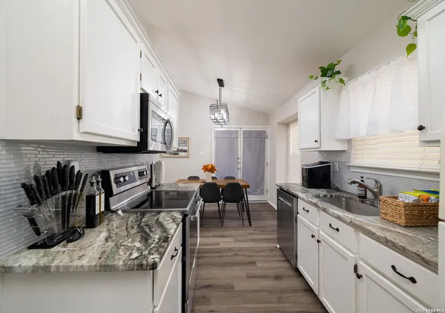 Photo 4 of Single family home for sale at 9011 Arch Brg, San Antonio, TX 78254 | MLS# 1962347 | Listing updated on 2026-09-08