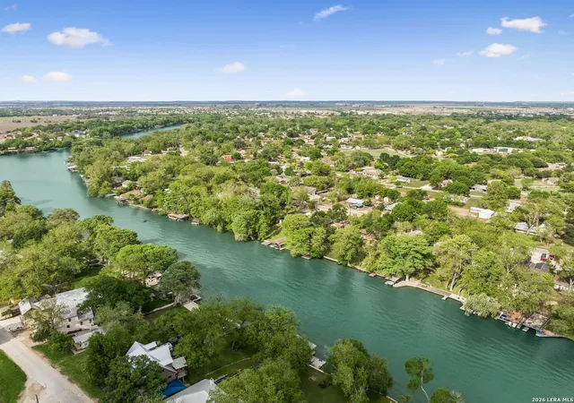 Photo 31 of Single family home for sale at 723 E Zipp Rd, New Braunfels, TX 78130 | MLS# 1962364 | Listing updated on 2026-09-07