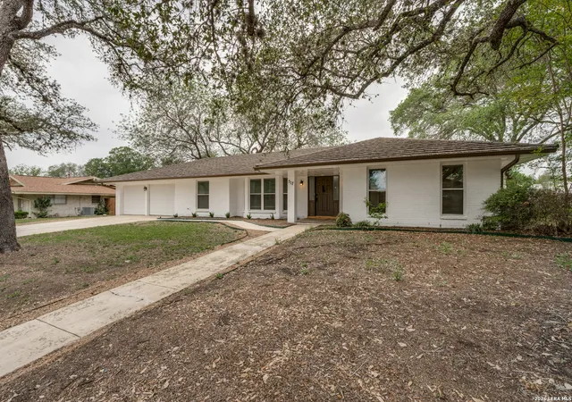 3rd image of 517 Balfour Dr, Windcrest, TX 78239 | MLS# 1962382