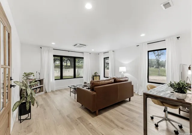 Photo 3 of Single family home for sale at 120 W Hosack St, Boerne, TX 78006 | MLS# 1962394 | Listing updated on 2026-09-08