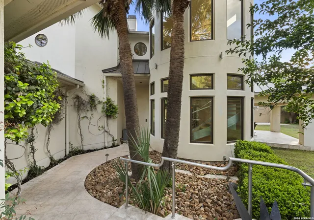 Photo 3 of Single family home for sale at 3926 Iron Ml, San Antonio, TX 78230 | MLS# 1962434 | Listing updated on 2026-06-23