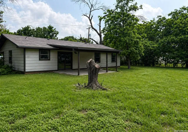 Homes for sale in Center Point, TX | 302 Booster St, Center Point, TX 78010 | MLS# 1962449