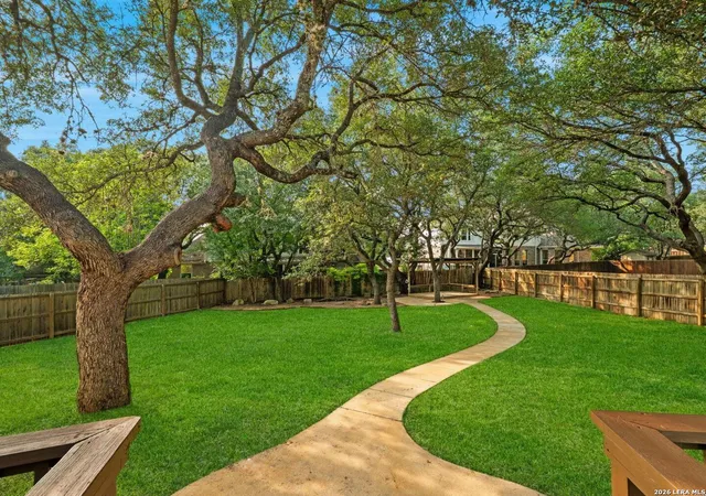 Photo 4 of Sale Pending at 28219 Heritage Trl, Boerne, TX 78015 | MLS# 1962454 | Listing updated on 2026-09-08