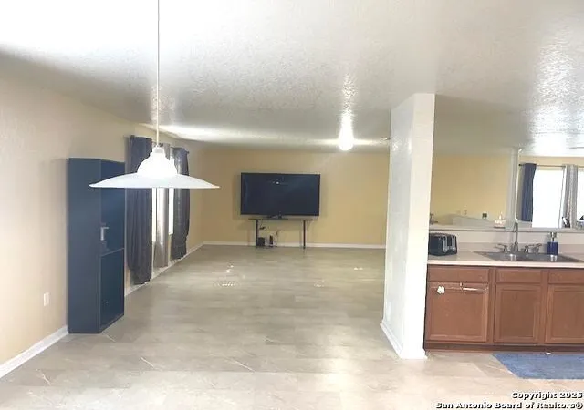 5th image of 7431 Monets Gdn, San Antonio, TX 78218 | MLS# 1962471