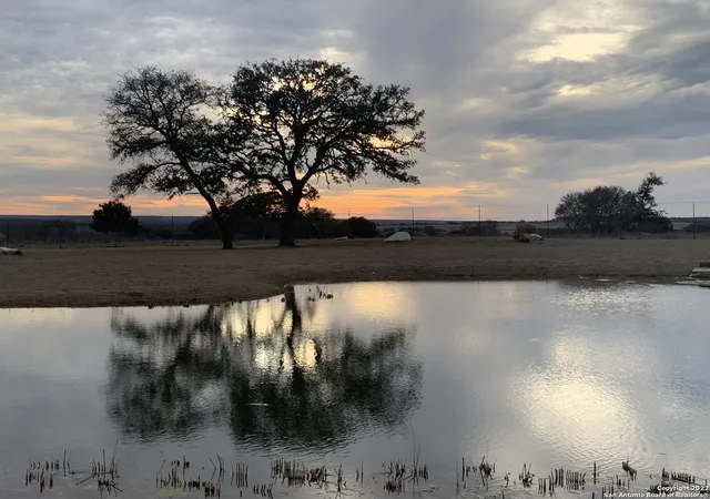 21st image of 02 Verde Ct, Fredericksburg, TX 78624 | MLS# 1962502