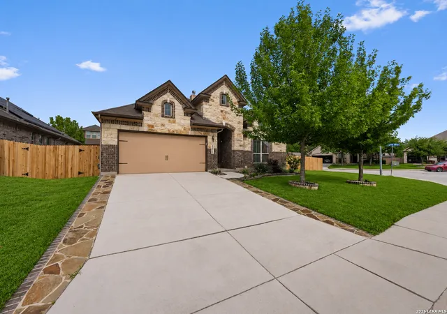Photo 2 of Single family home for sale at 22012 Gypsy Vw, San Antonio, TX 78261 | MLS# 1962511 | Listing updated on 2026-08-15