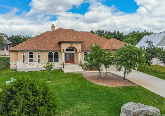 2nd image of 919 Scenic Stroll, San Antonio, TX 78260 | MLS# 1962523
