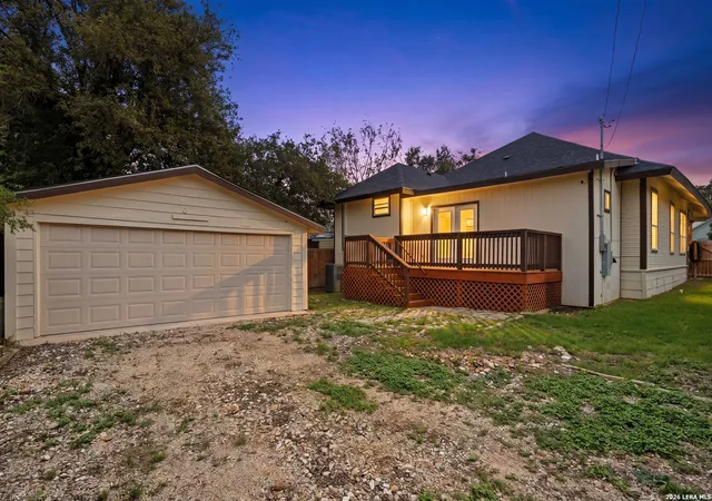34th image of 327 W Baylor St, San Antonio, TX 78204 | MLS# 1962562