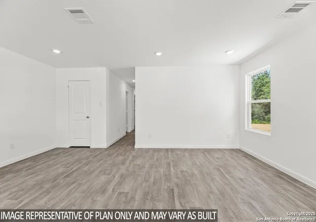 Photo 3 of Sale Pending at 2113 Giant Cactus, San Antonio, TX 78221 | MLS# 1962566 | Listing updated on 2026-08-31
