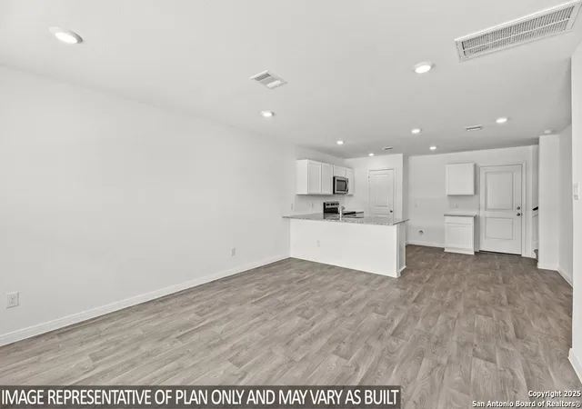 3rd image of 2005 Gold Lace Cactus, San Antonio, TX 78223 | MLS# 1962601