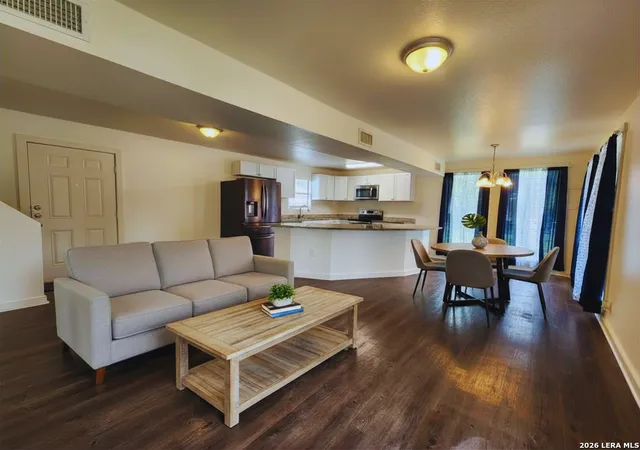 Photo 2 of Sale Pending at 207 Oaklane St, Canyon Lake, TX 78133 | MLS# 1962609 | Listing updated on 2026-09-24