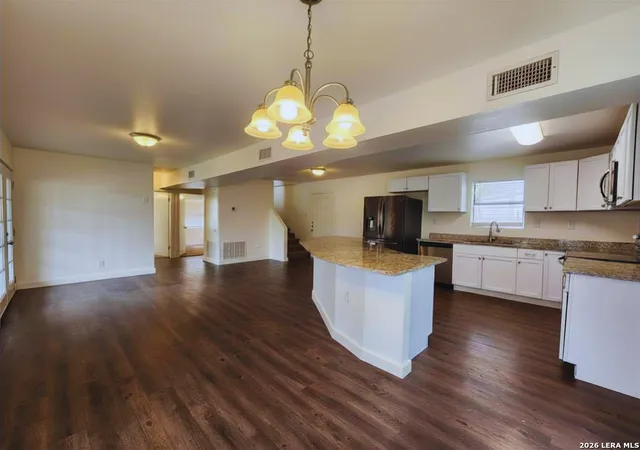 Photo 4 of Sale Pending at 207 Oaklane St, Canyon Lake, TX 78133 | MLS# 1962609 | Listing updated on 2026-09-24