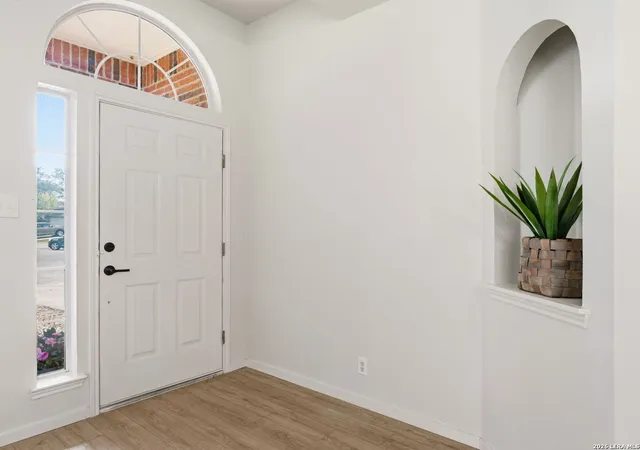 Photo 4 of Sale Pending at 7226 Burns Trl, San Antonio, TX 78250 | MLS# 1962622 | Listing updated on 2026-05-13