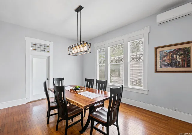5th image of 525 W Magnolia Ave, San Antonio, TX 78212 | MLS# 1962652
