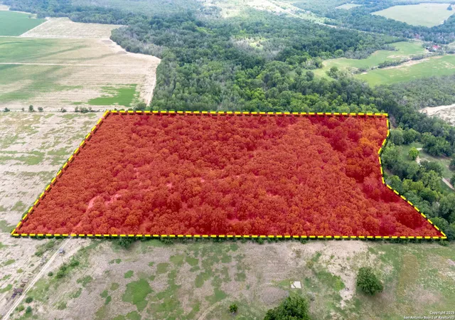 2nd image of 15828 Fm 775, Floresville, TX 78114 | MLS# 1962730