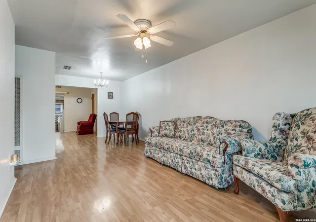 2nd image of 1504 Waverly Ave, San Antonio, TX 78201 | MLS# 1962758