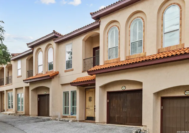 4th image of 23510 Canyon Golf Rd #103, San Antonio, TX 78258 | MLS# 1962801