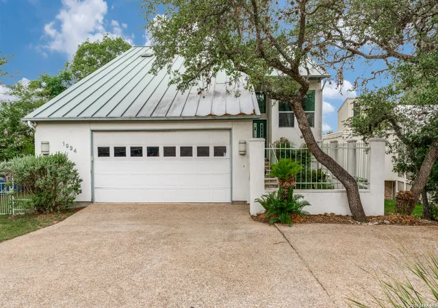 4th image of 1924 Stagecoach, Canyon Lake, TX 78133 | MLS# 1962888